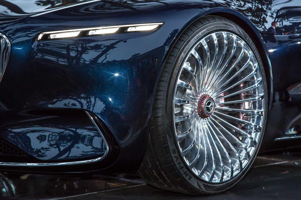 Chiêm ngưỡng tác phẩm nghệ thuật Vision Mercedes-Maybach 6 Cabriolet ngoài đời thực