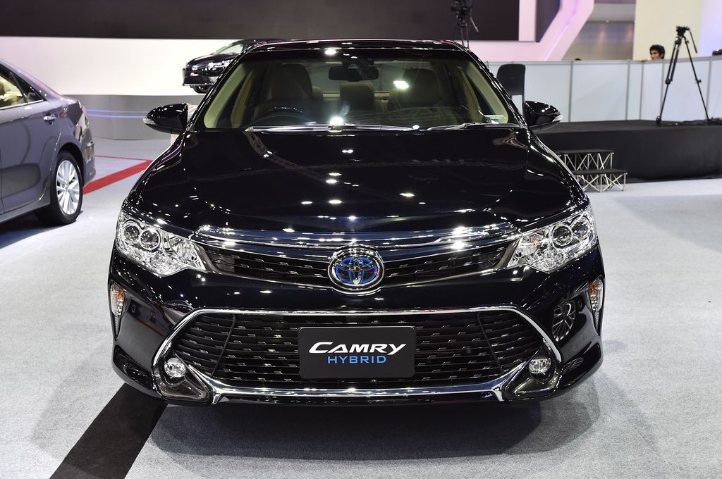Toyota giới thiệu phiên bản nâng cấp Camry 2017 tại Thái Lan