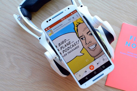 Google phát triển tai nghe không dây thông minh Bisto