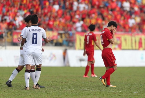 U22 Việt Nam - Thái Lan 0-3: Dừng chân ở vòng bảng - Ảnh 2.