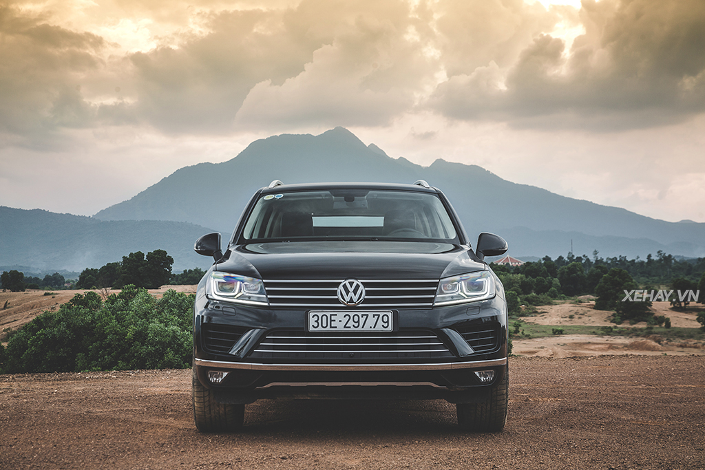 [ĐÁNH GIÁ XE] Volkswagen Touareg - Đậm chất Đức