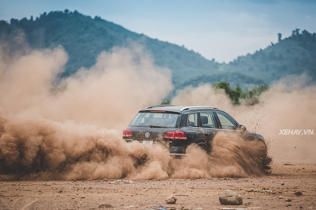 [ĐÁNH GIÁ XE] Volkswagen Touareg - Đậm chất Đức