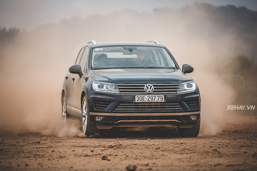 [ĐÁNH GIÁ XE] Volkswagen Touareg - Đậm chất Đức