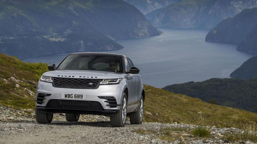 [ĐÁNH GIÁ XE] Range Rover Velar sắp ra mắt Việt Nam - sang trọng nhưng vẫn off-road đỉnh