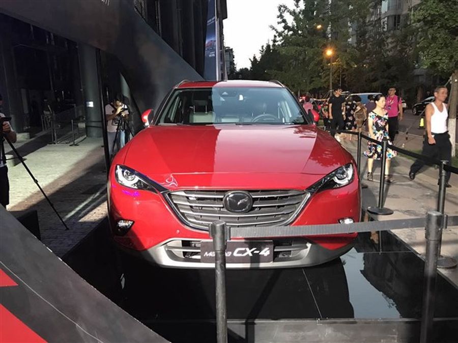 Crossover cỡ nhỏ Mazda CX-4 2018 ra mắt tại Trung Quốc, giá từ 480 triệu VNĐ
