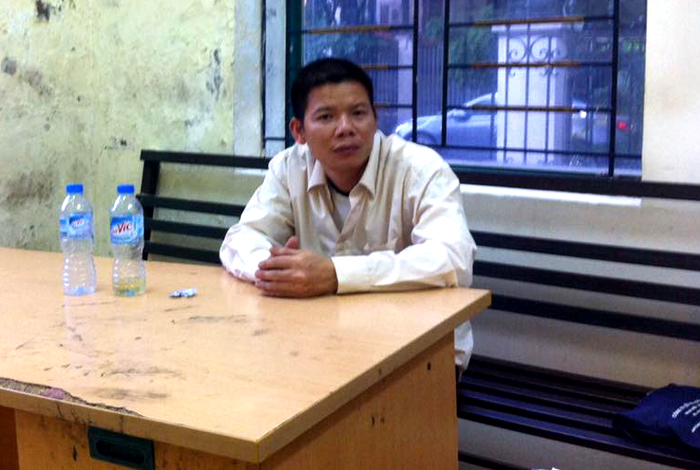 Hà Nội: Khởi tố đối tượng hành hung nữ nhân viên đang đi phun thuốc diệt muỗi