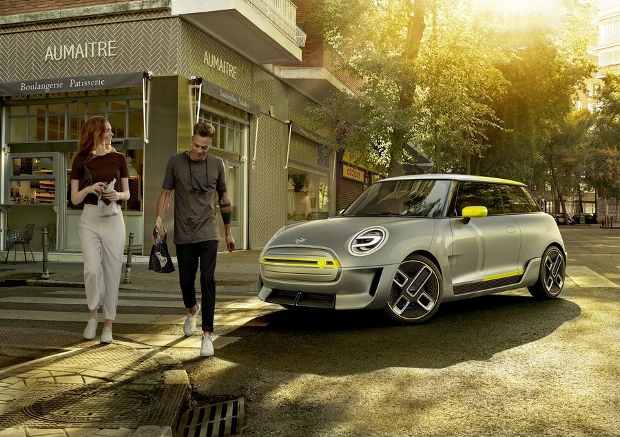Mini Electric concept mới được công bố trước khi xuất hiện chính thức tại Frankfurt 2017