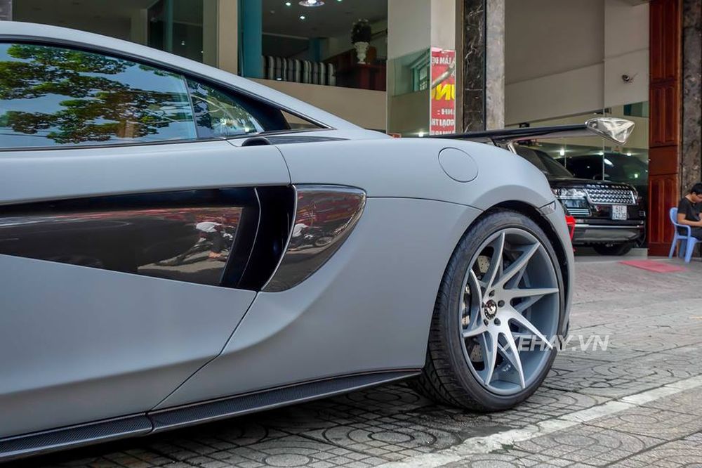 Chiêm ngưỡng McLaren 570S độ Vorsteiner độc nhất Việt Nam