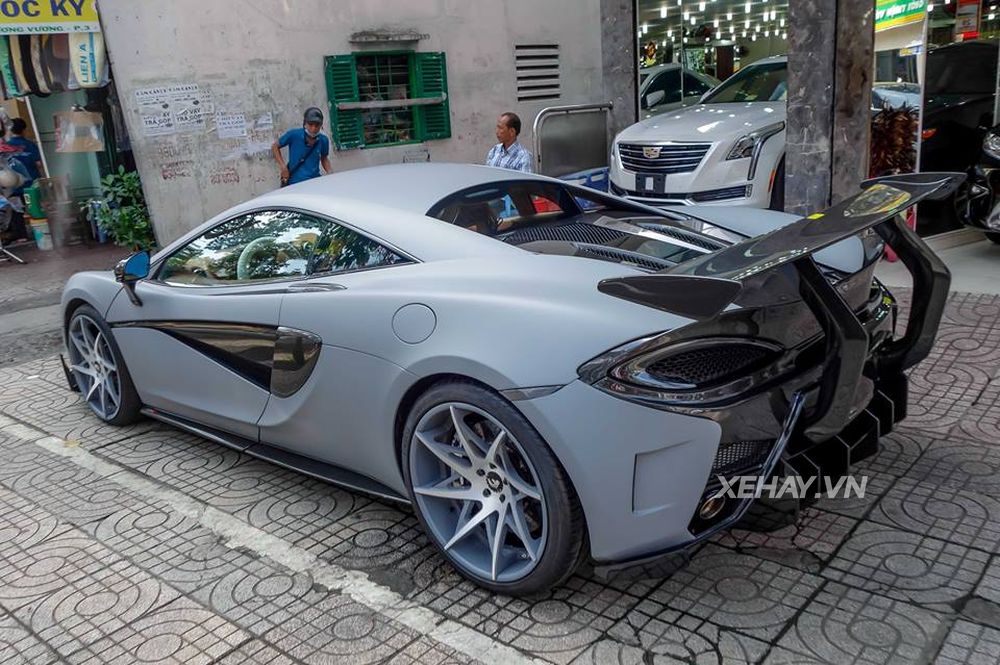 Chiêm ngưỡng McLaren 570S độ Vorsteiner độc nhất Việt Nam