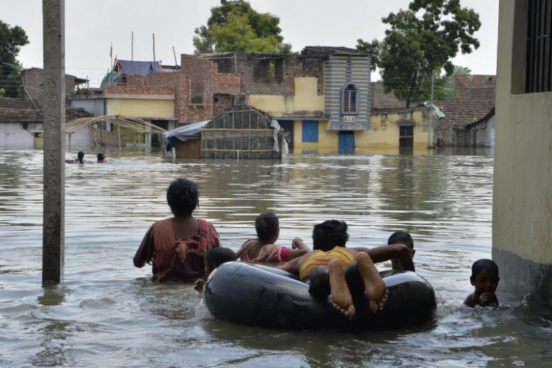 Hơn 1.200 người thiệt mạng do mưa lũ ở Nam Á