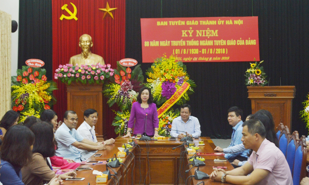 Xây dựng đội ngũ cán bộ tuyên giáo nhiệt tình, tâm huyết, trách nhiệm