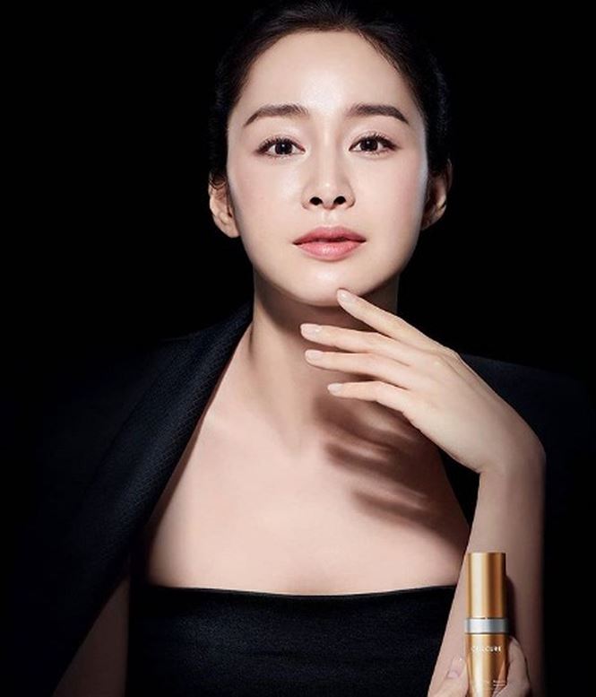 Những hình ảnh quảng cáo mới nhất của nữ diễn viên cho thấy cô sắp tái xuất showbiz.