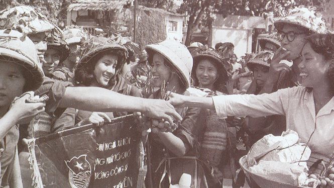 Thành công kì diệu trong tập hợp thanh niên