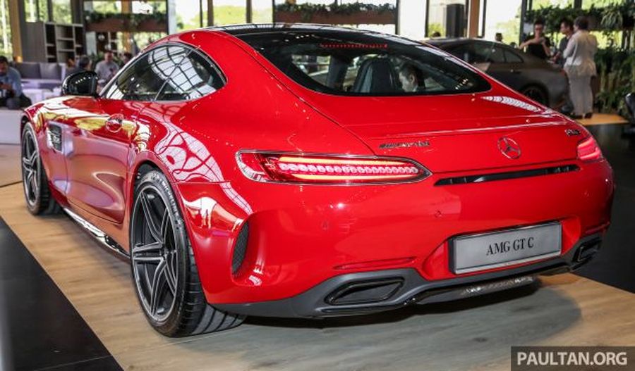 Mercedes-AMG GT C (C190) giá từ 8,28 tỷ VNĐ mới ra mắt thị trường Malaysia
