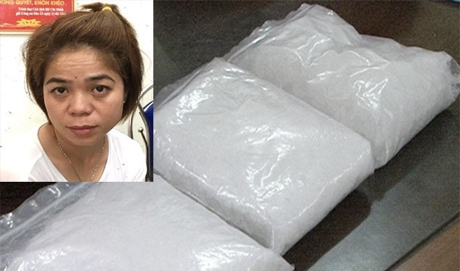 Bắt đối tượng tàng trữ khoảng 3kg nghi là ma túy đá