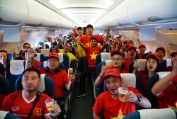 Bao nguyên chuyến bay sang Indonesia "tiếp lửa" tuyển Việt Nam
