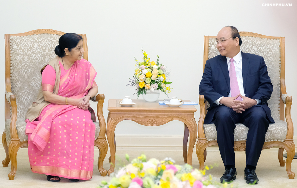 Bà Sushma Swaraj khẳng định, Ấn Độ mong muốn tăng cường hơn nữa quan hệ hợp tác nhiều mặt với Việt Nam