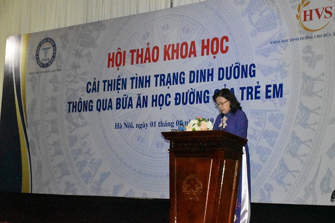 PGS. TS Nguyễn Thị Xuyên – Chủ tịch Tổng hội Y học Việt Nam, phát biểu tại hội thảo