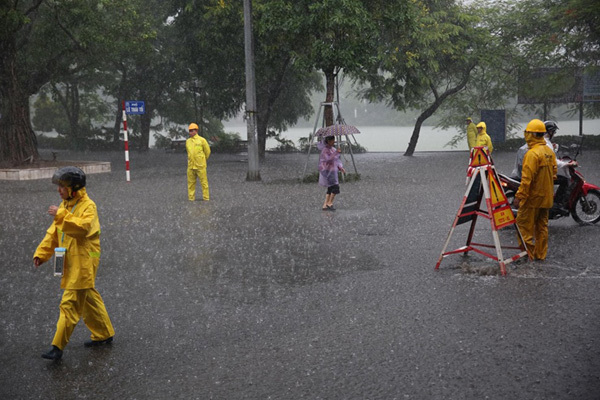 Bão số 3, gió giật cấp 12 đang đến gần Quảng Ninh, Hải Phòng