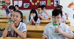 87,7% em nhỏ Thủ đô tham gia chương trình Sữa học đường