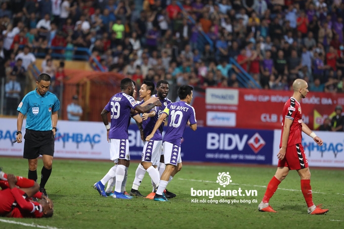 Hà Nội vượt qua B.Bình Dương ở 2 lượt trận chung kết AFC Cup 2019