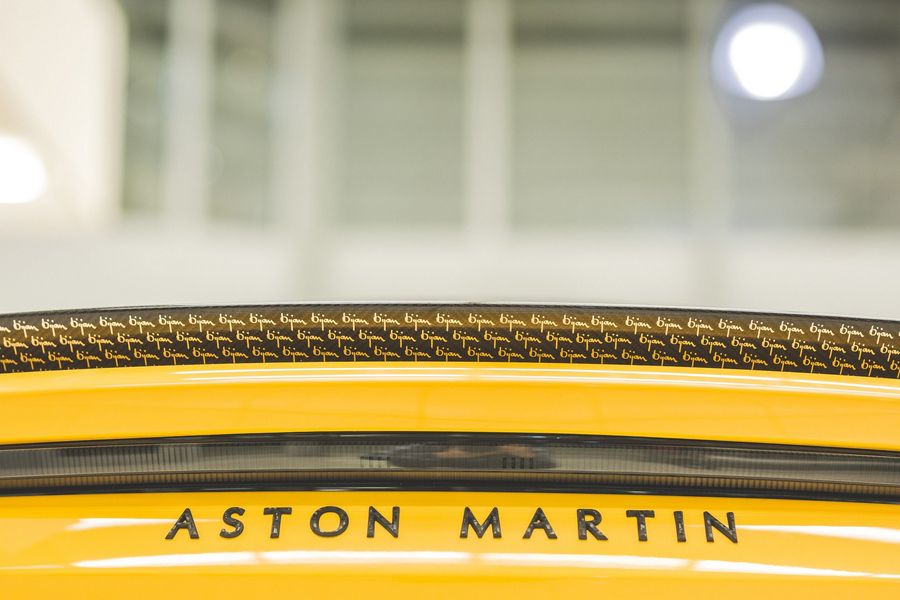 Aston Martin ra mắt bản đặc biệt DBS Superleggera Bijan Edition tại Pebble Beach