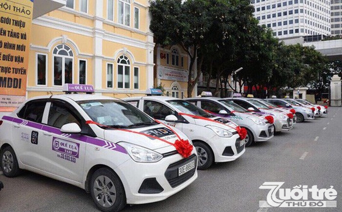 Hà Nội: Taxi truyền thống muốn chuyển sang mô hình như Grab