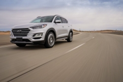 Hyundai Tucson 2020 - cập nhật bảng màu và tính năng tiêu chuẩn