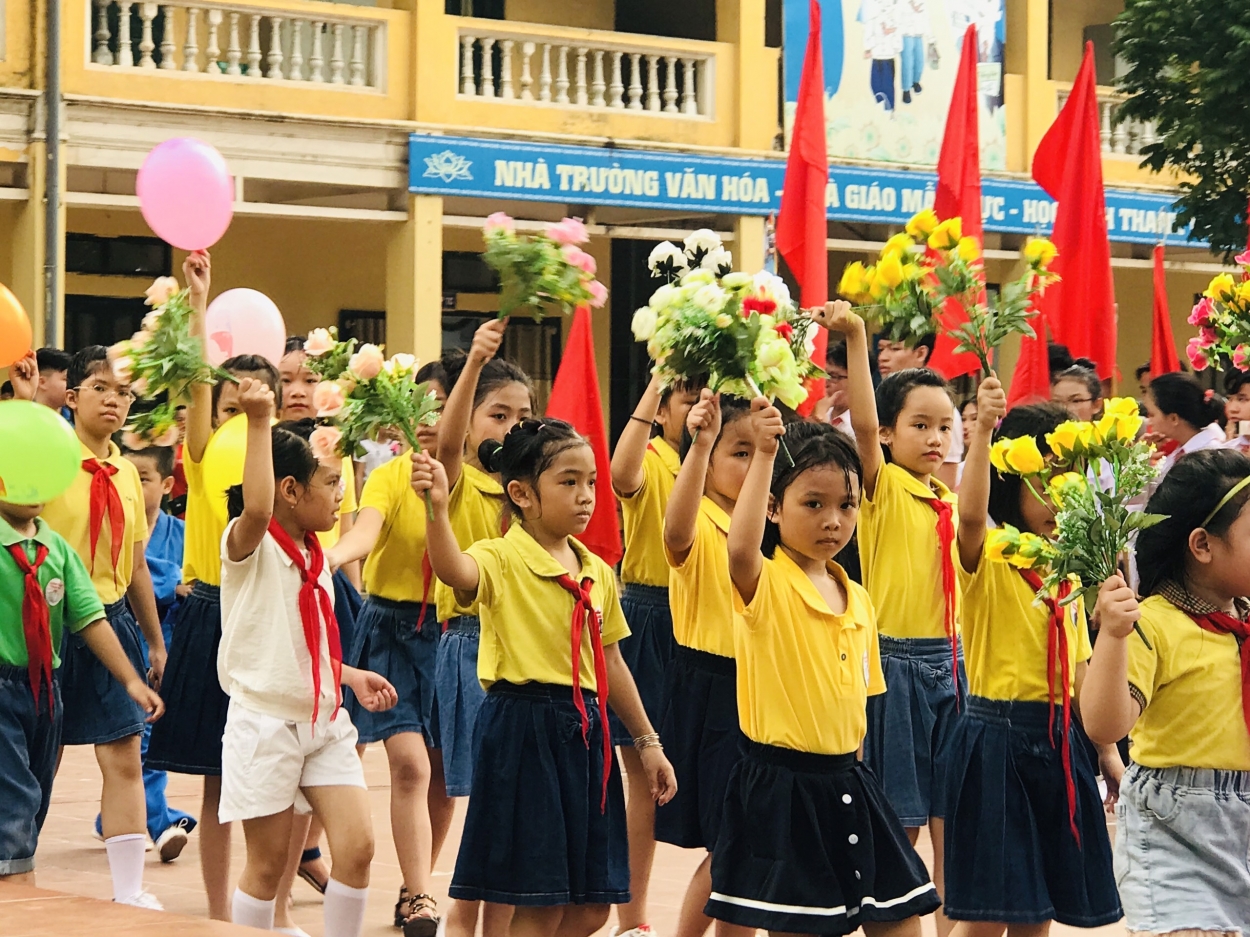 Thiếu nhi tham gia biểu dương lực lượng