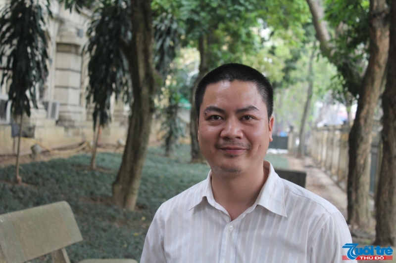 Nhà thơ Nguyễn Quang Hưng