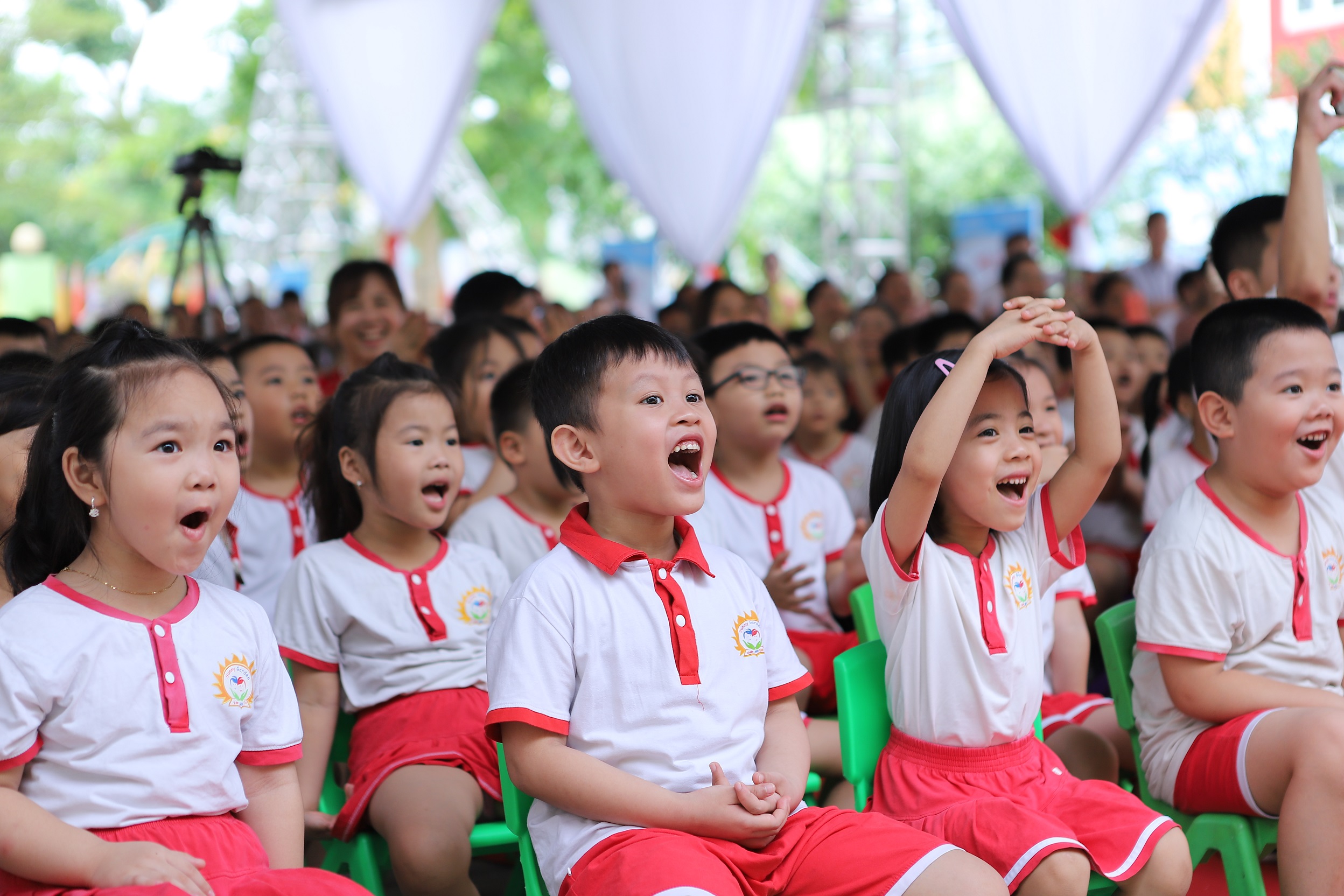 Bộ Y tế “tiền hậu bất nhất” trong việc chậm trễ ban hành Thông tư Sữa học đường?