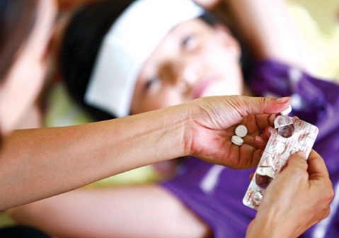 Bé 27 tháng nguy hiểm tính mạng vì dùng Paracetamol quá liều