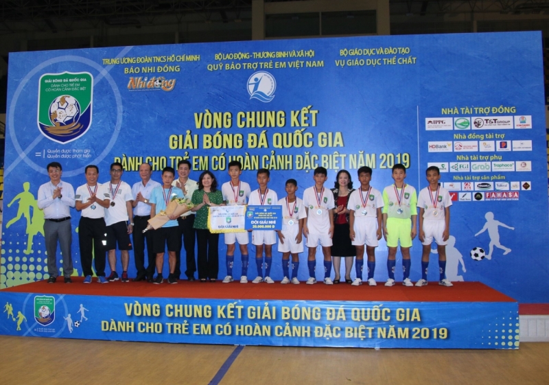 Bế mạc Giải bóng đá quốc gia dành cho trẻ em có hoàn cảnh đặc biệt năm 2019