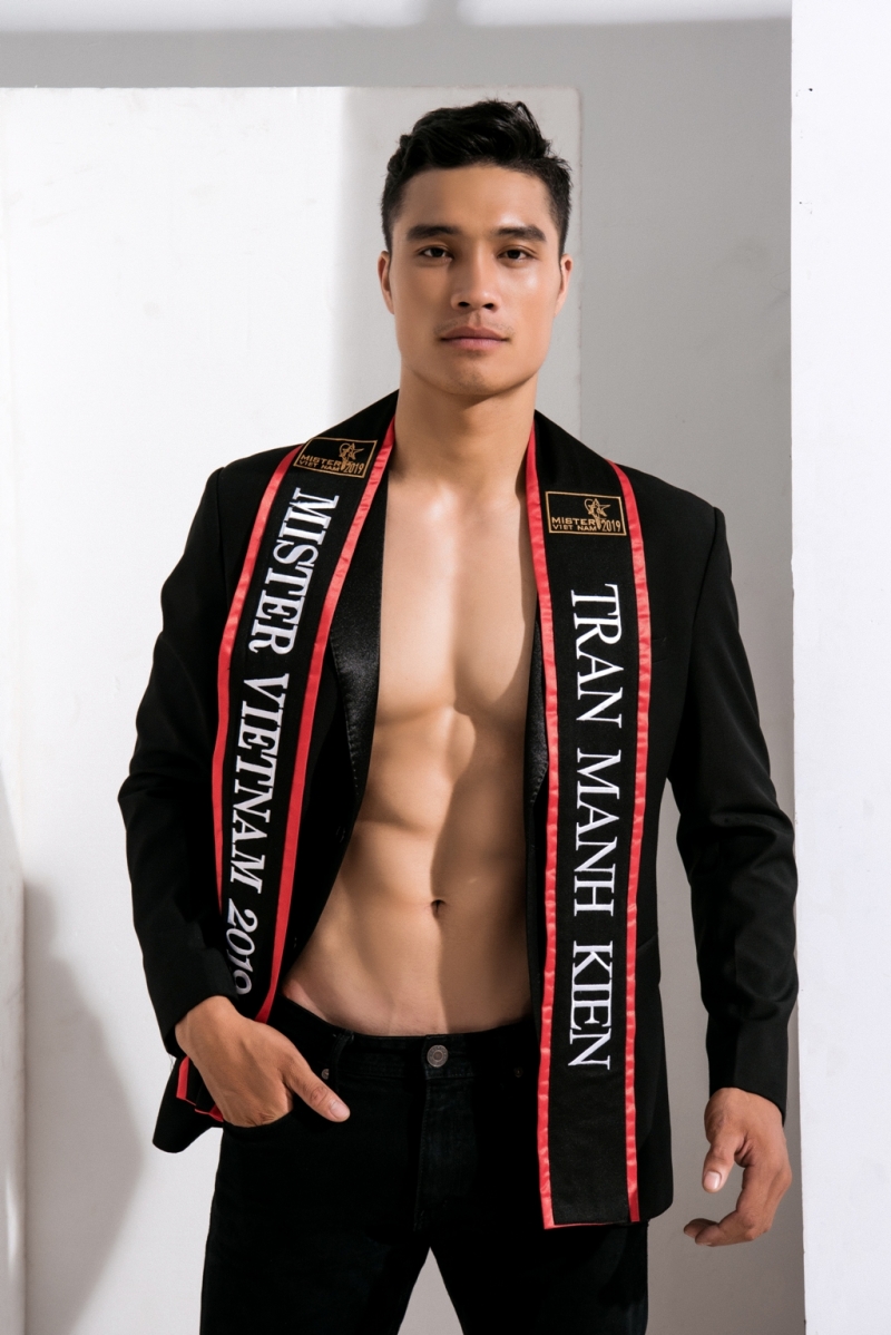 Lộ diện 5 chàng trai “Mister Việt Nam 2019” được Trương Ngọc Ánh chọn cho dự án phim mới