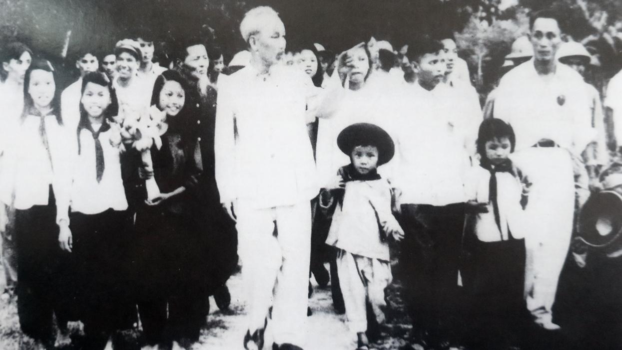 Triển lãm “50 năm thực hiện Di chúc Chủ tịch Hồ Chí Minh”