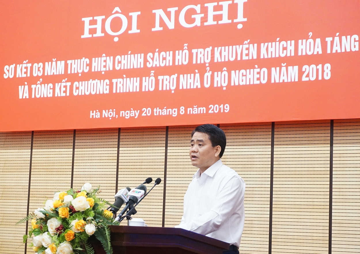Chủ tịch UBND TP Nguyễn Đức Chung phát biểu tại Hội nghị
