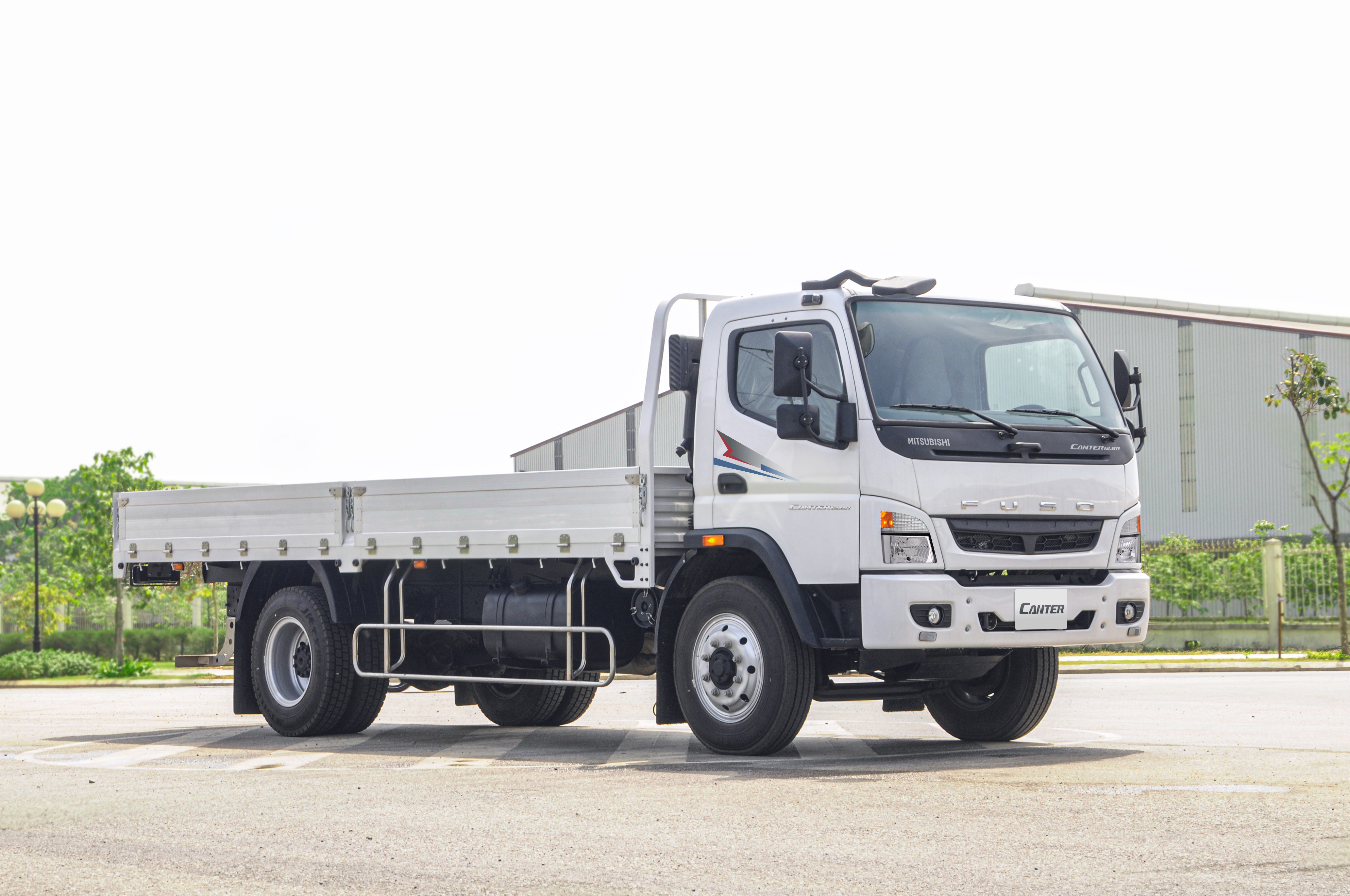 Thaco giới thiệu dòng sản phẩm mới Mitsubishi Fuso Canter