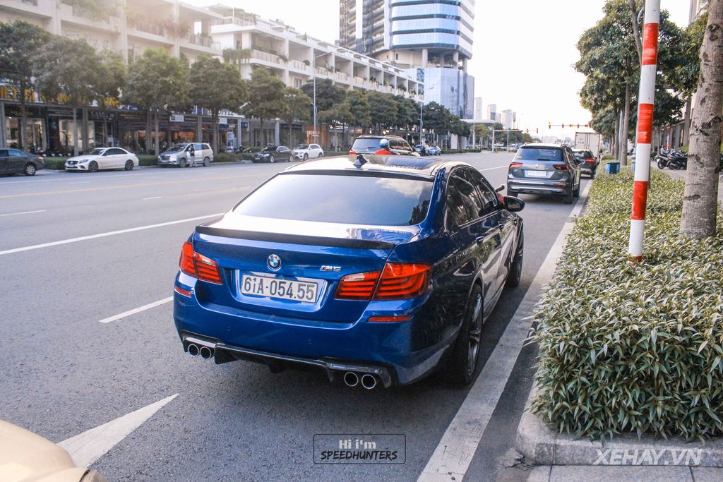 Diện kiến BMW M5 F10 độc nhất tại Việt Nam trên phố Sài Thành
