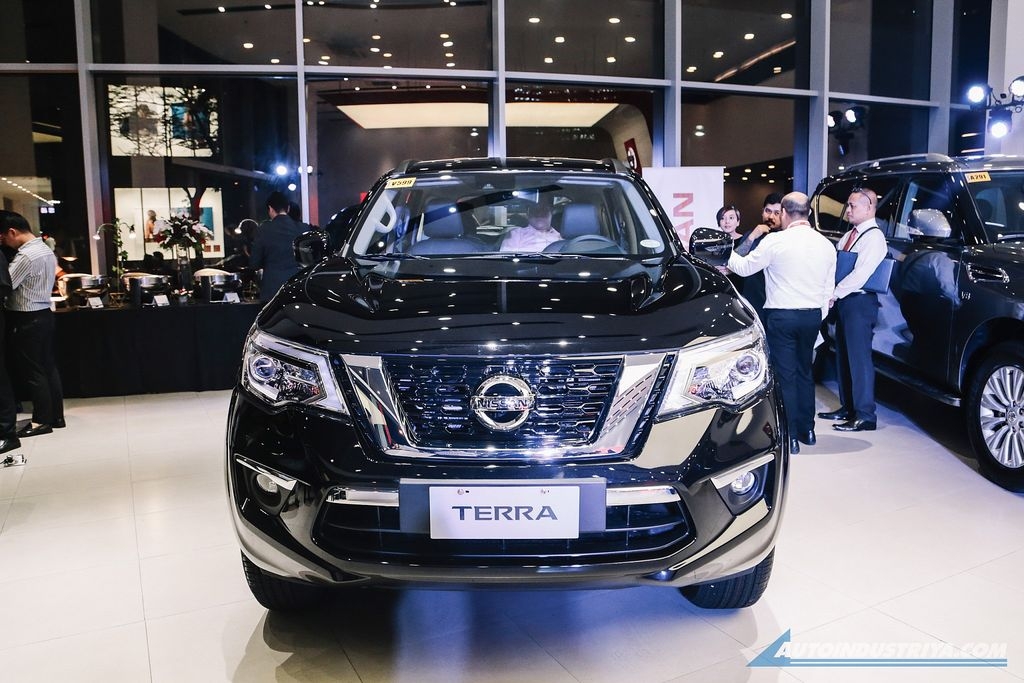 Nissan Terra 2020 nâng cấp bất ngờ ra mắt tại Philippines