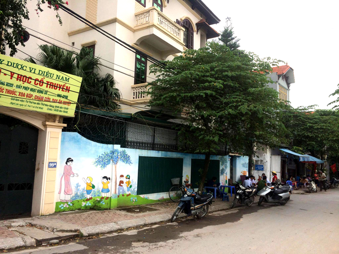 Vụ việc phóng viên bị hành hung ngay trước cổng Uỷ ban phường: Giám đốc Công an TP Hà Nội chỉ đạo điều tra, làm rõ