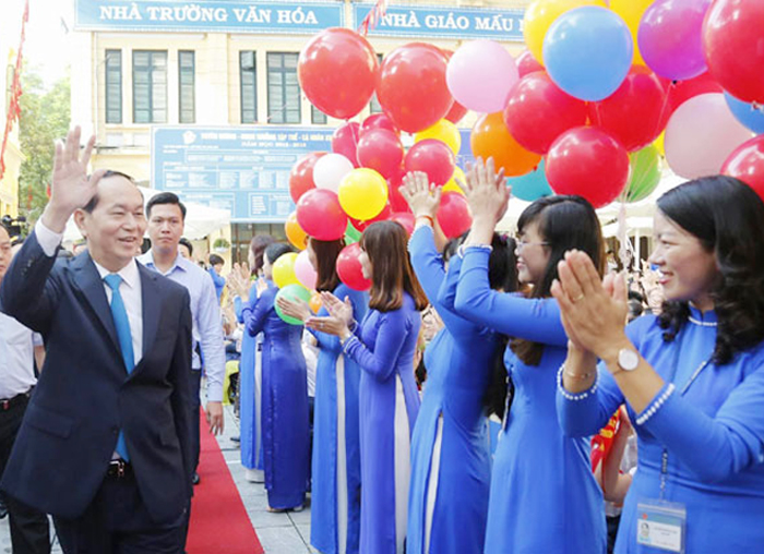 Chủ tịch nước dự lễ khai giảng năm học mới tại trường THCS Trưng Vương
