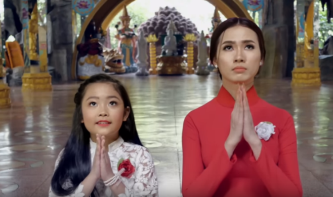 Xúc động tình cảm của con cái với cha mẹ được thể hiện bằng âm nhạc