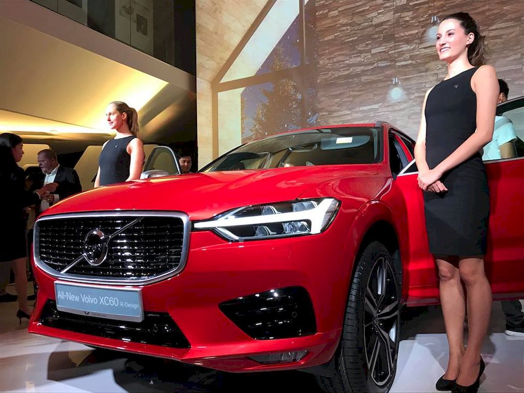 Volvo XC60 2018 ra mắt thị trường Singapore, giá từ 3,8 tỷ VNĐ