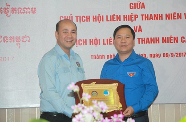Thanh niên Việt Nam – Campuchia thắm tình hữu nghị
