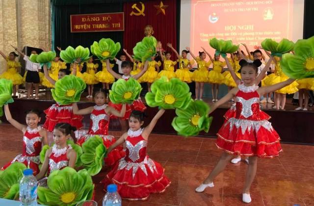 Thiếu nhi huyện Thanh Trì thi đua lập thành tích chào mừng Đại hội Đoàn các cấp