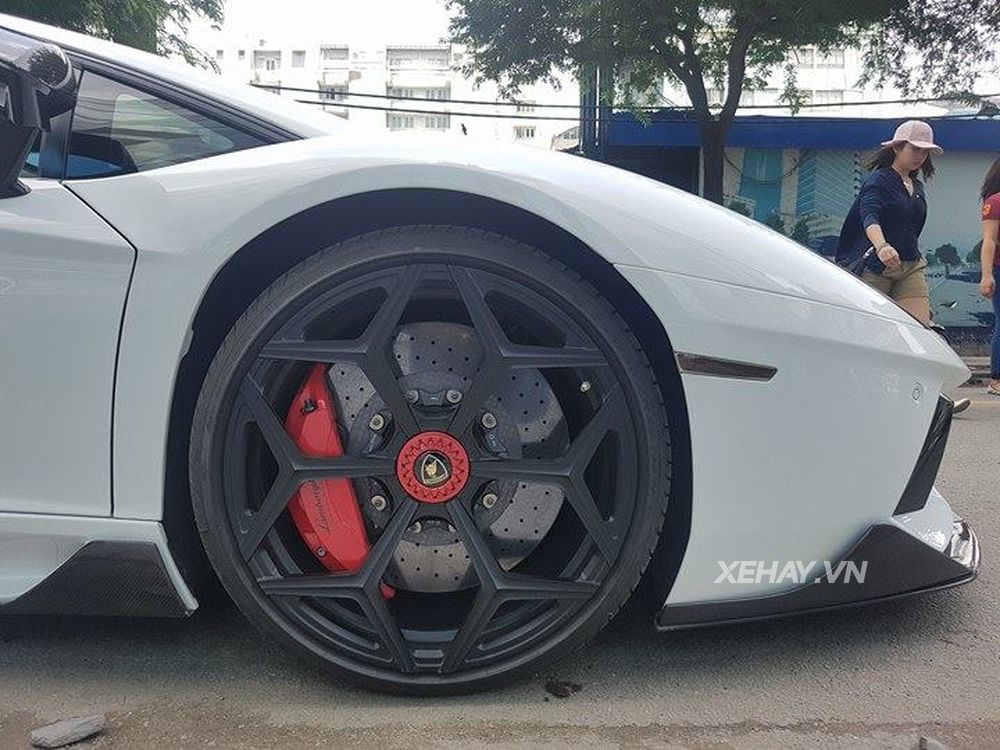 TP.HCM: Lamborghini Aventador LP700-4 
