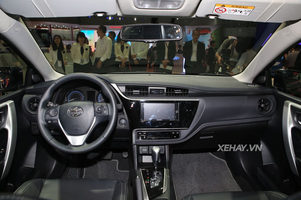 Toyota Corolla Altis 2017 tại Việt Nam lộ giá bán từ 702 triệu đồng
