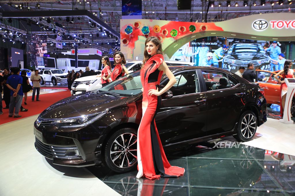 Toyota Corolla Altis 2017 tại Việt Nam lộ giá bán từ 702 triệu đồng