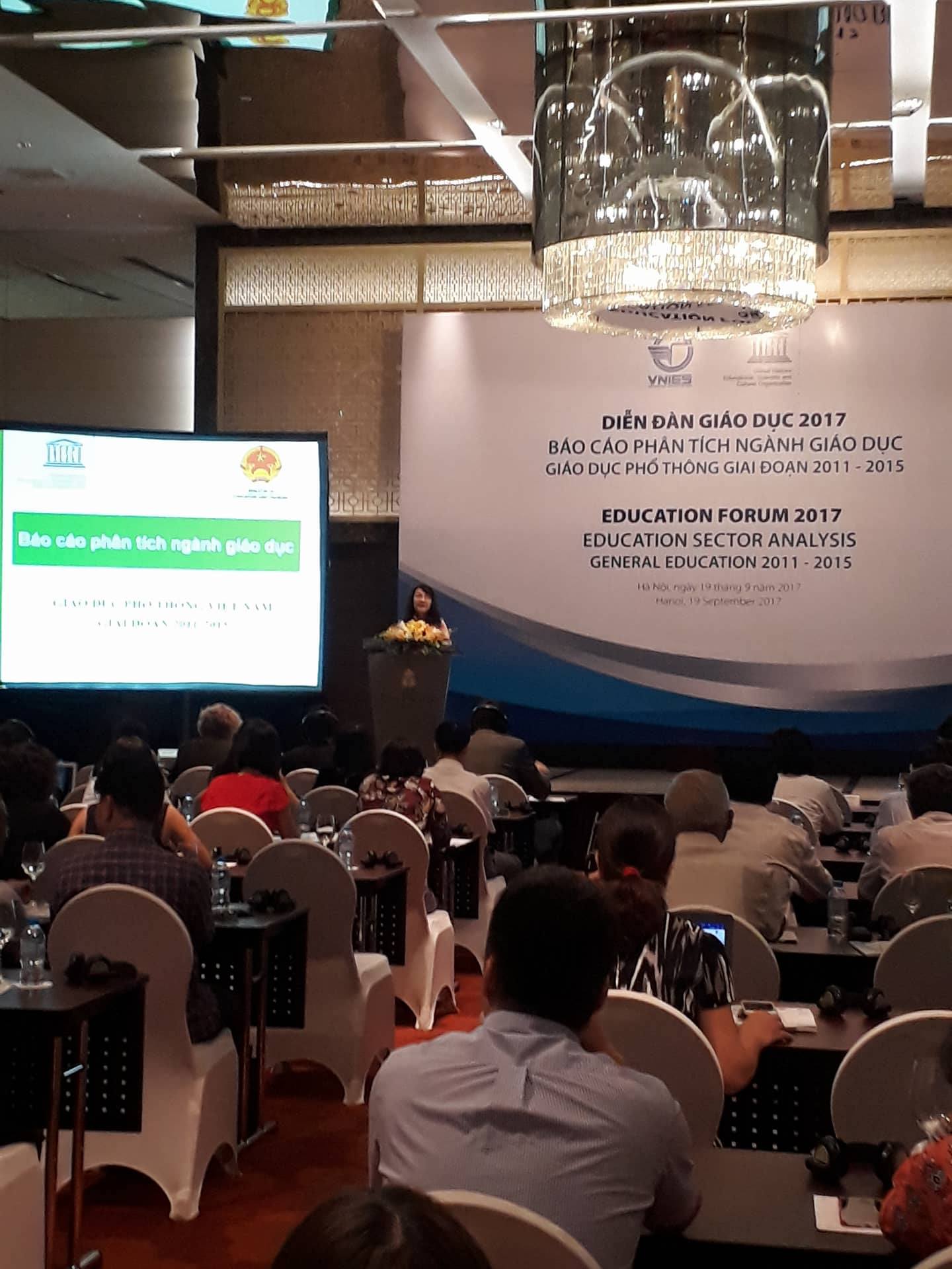 Nhiều địa phương, học sinh bỏ học do điều kiện kinh tế khó khăn