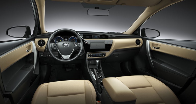 Corolla Altis mới: An toàn tối ưu, vận hành êm ái